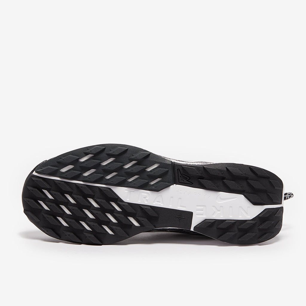 Nike Womens Pegasus Trail 5 - Black/White-Anthracite