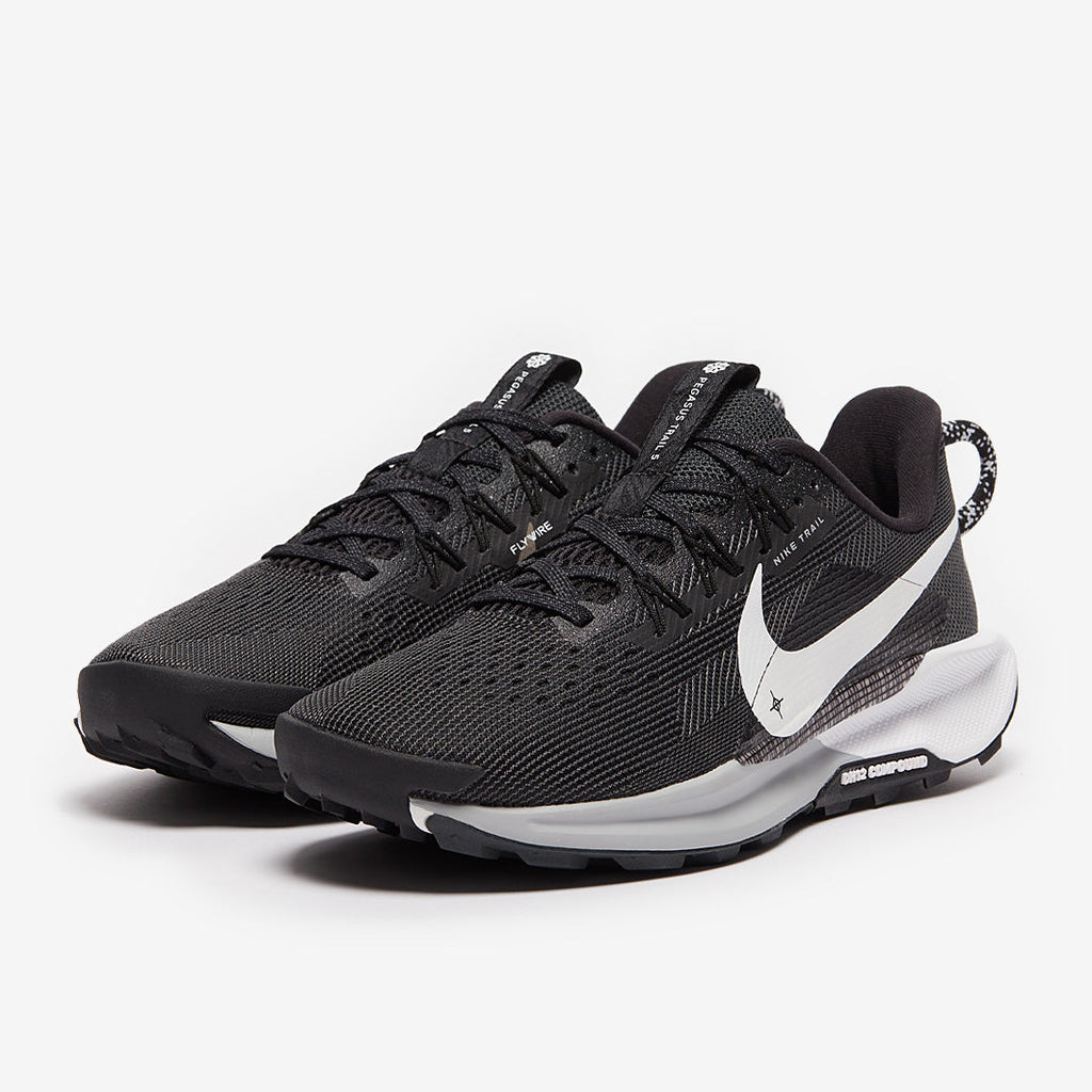 Nike Womens Pegasus Trail 5 - Black/White-Anthracite
