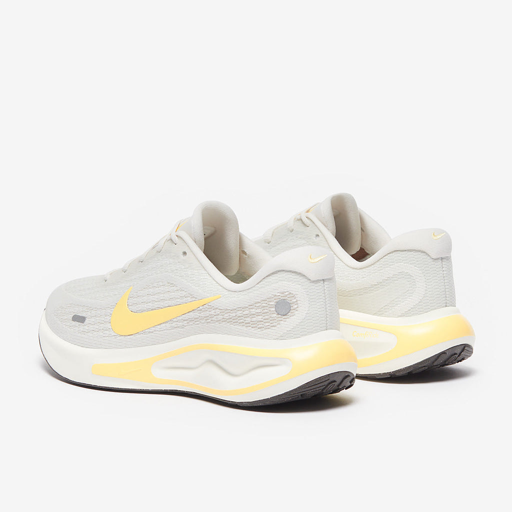 Nike Womens Journey Run