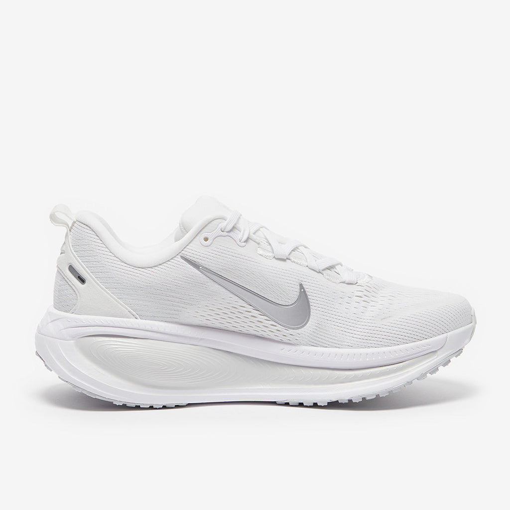 Nike Womens Vomero 18