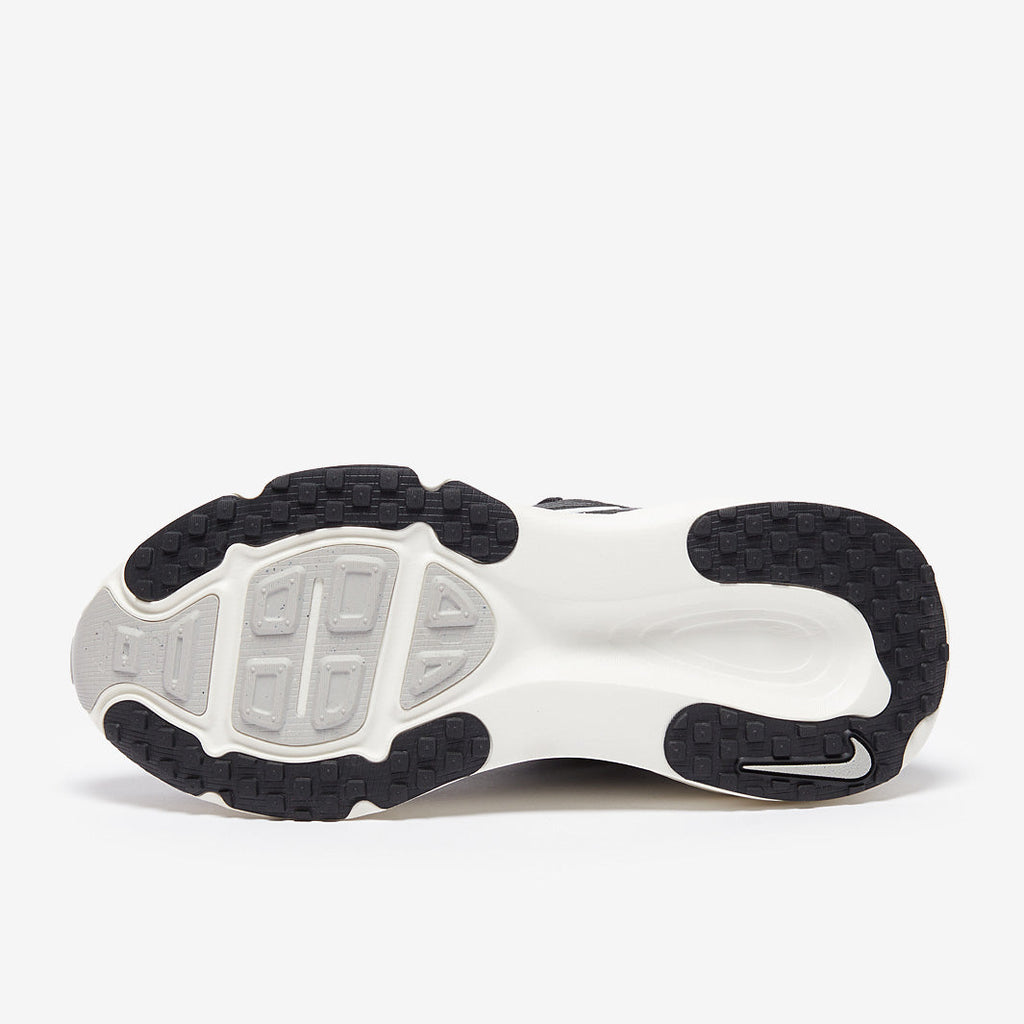 Nike Womens Vomero 18
