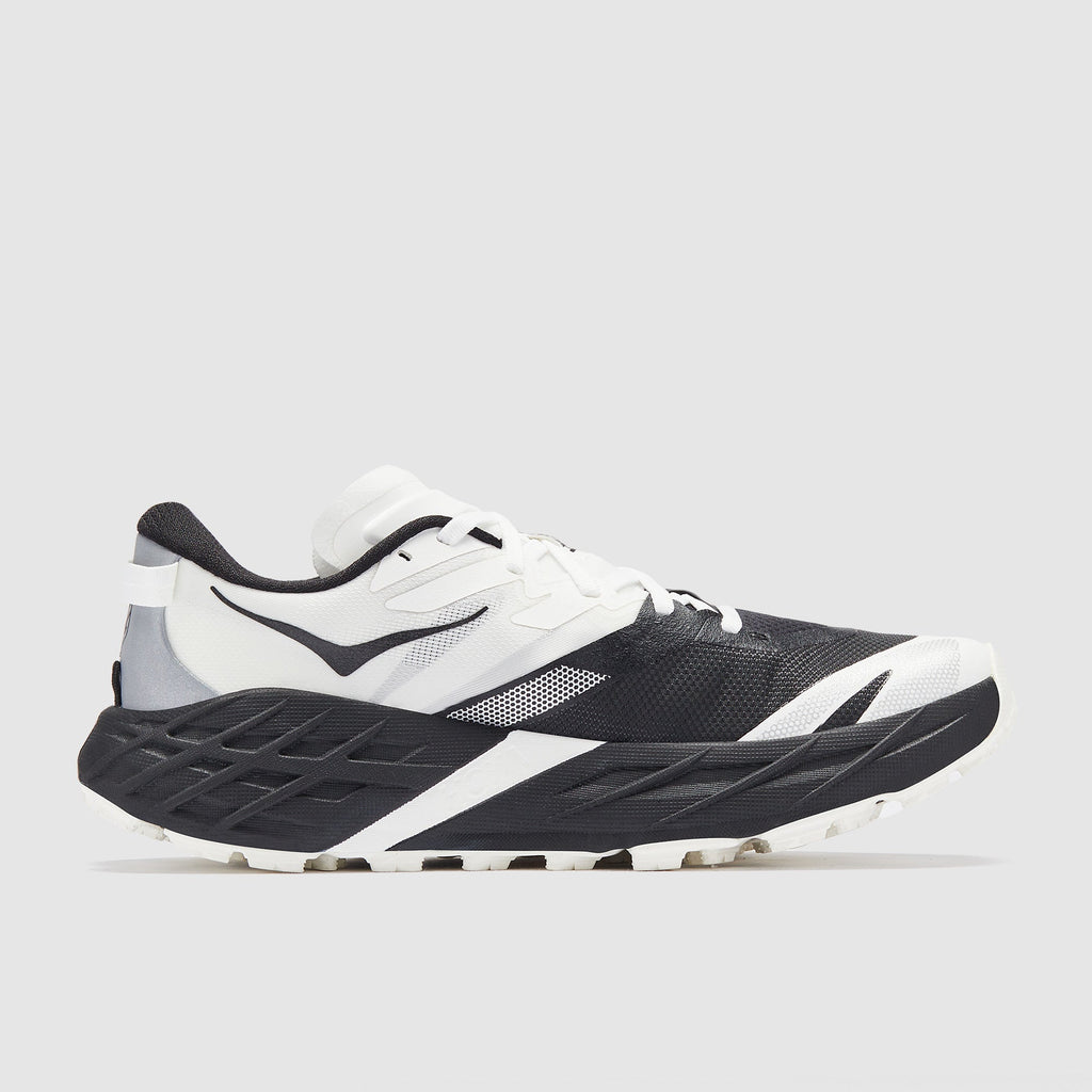 Hoka Speedgoat 7