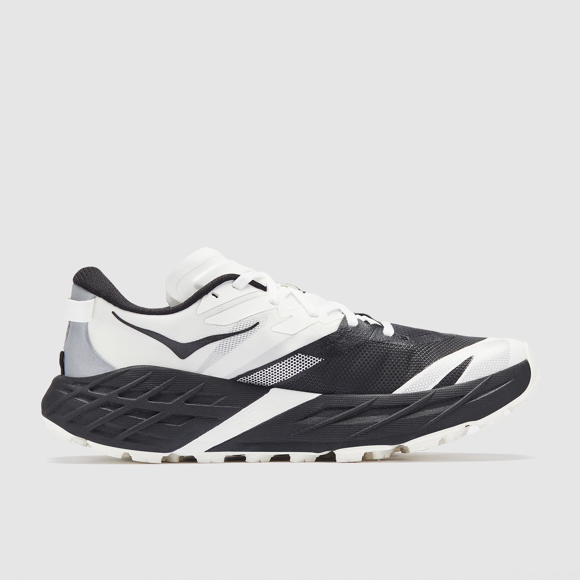 Hoka Speedgoat 7