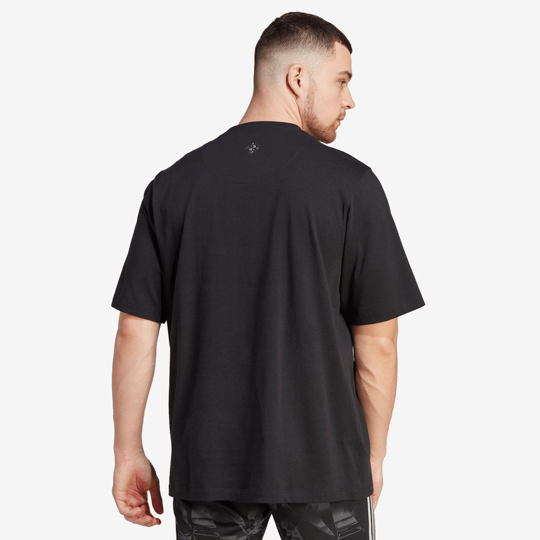 adidas Ajax 23/24 Oversized T-Shirt