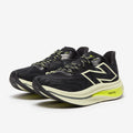New Balance FuelCell SuperComp Trainer v2